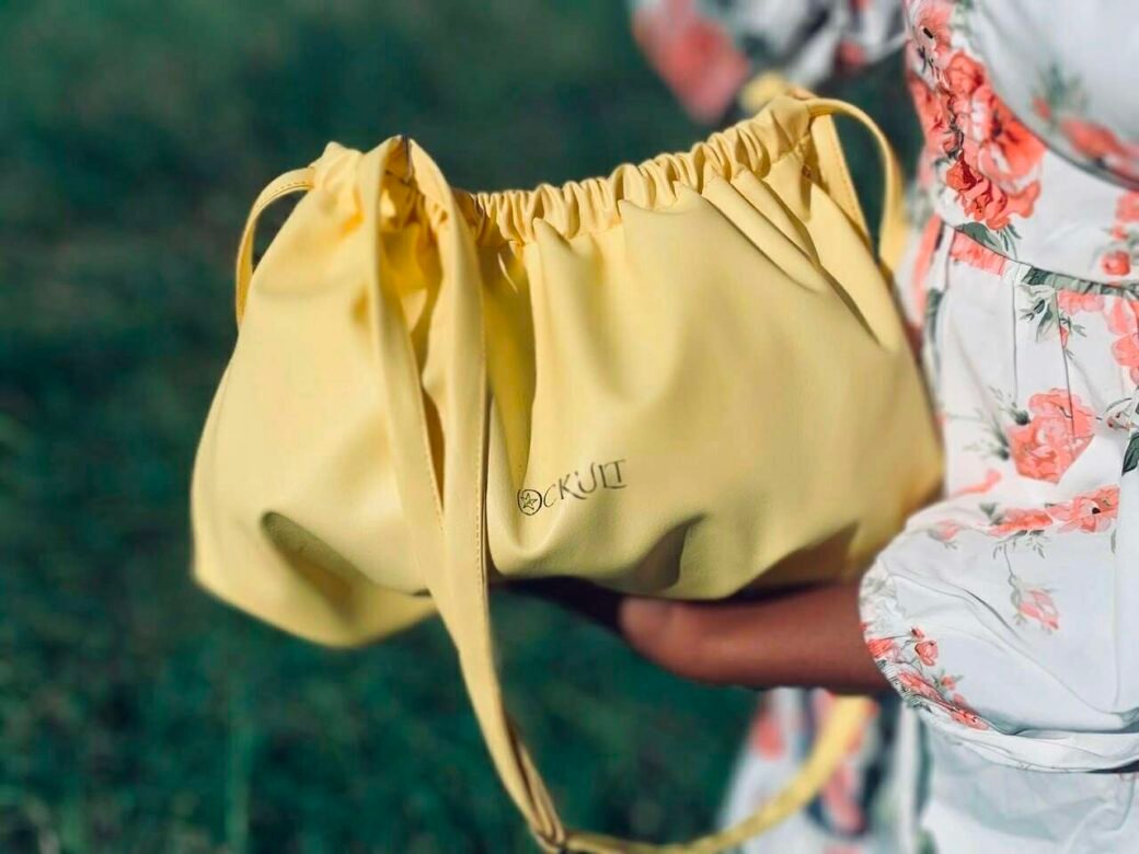 SMALL YELLOW SHOULDER HANDBAG - Image 3