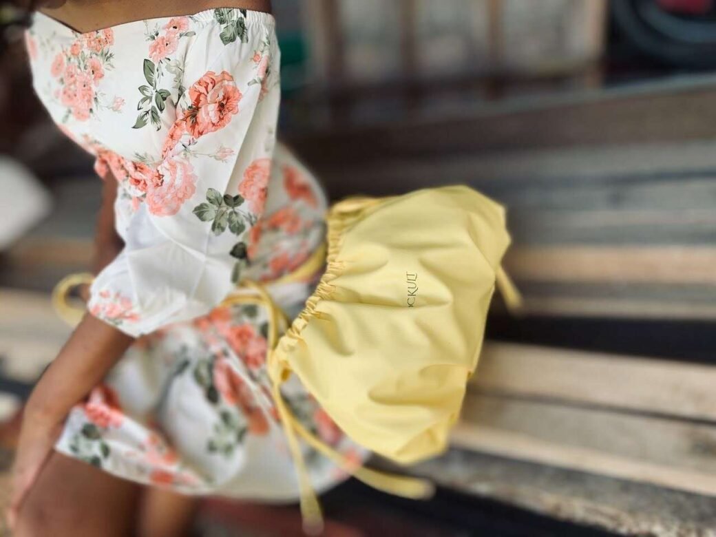 SMALL YELLOW SHOULDER HANDBAG - Image 2