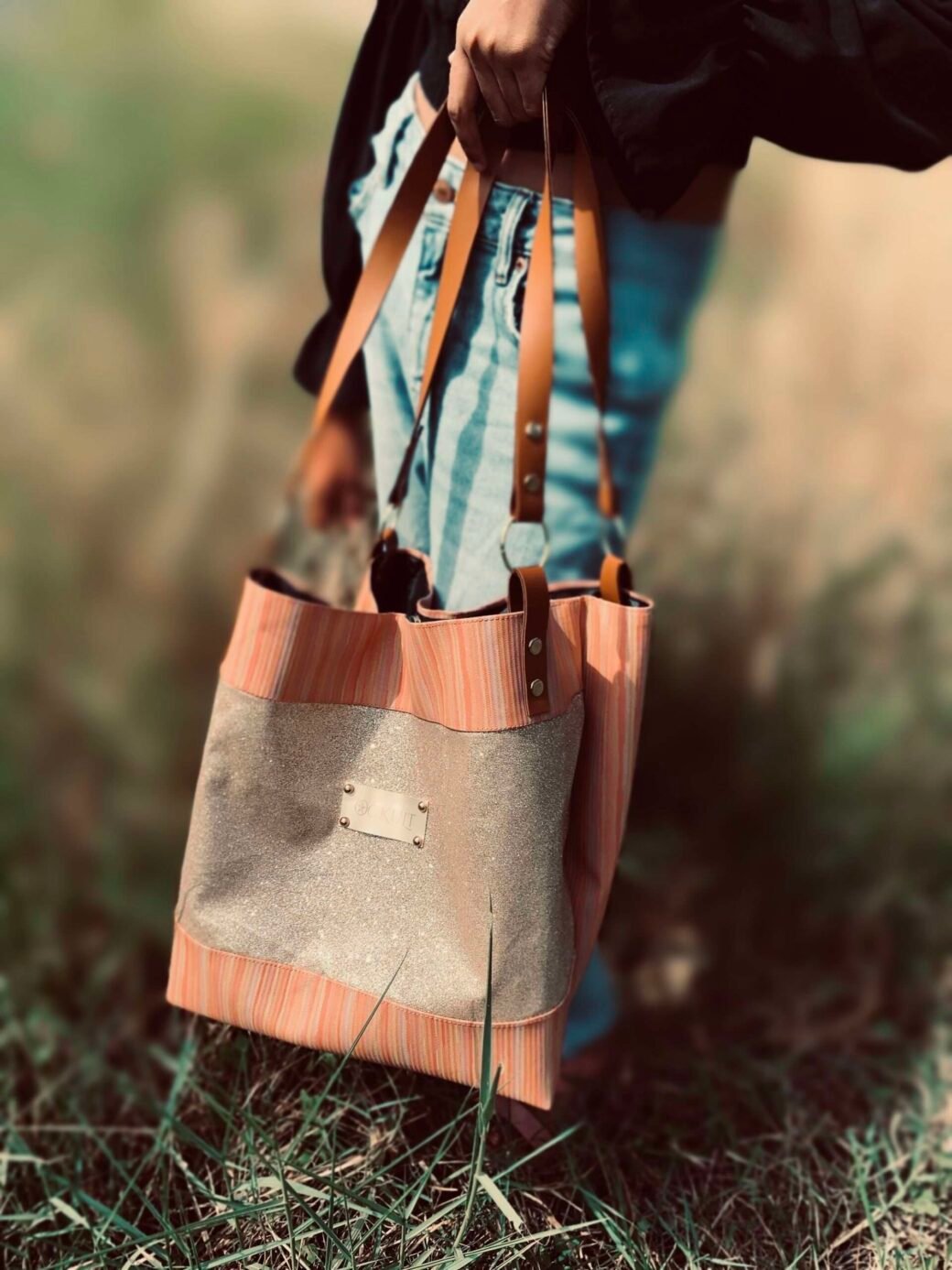 Two Tone Multicolor Bag - Image 3
