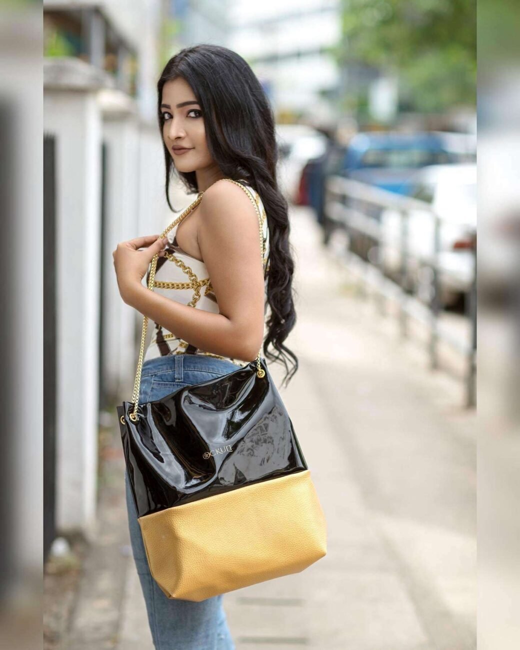 Black Mix Gold Bag - Image 2