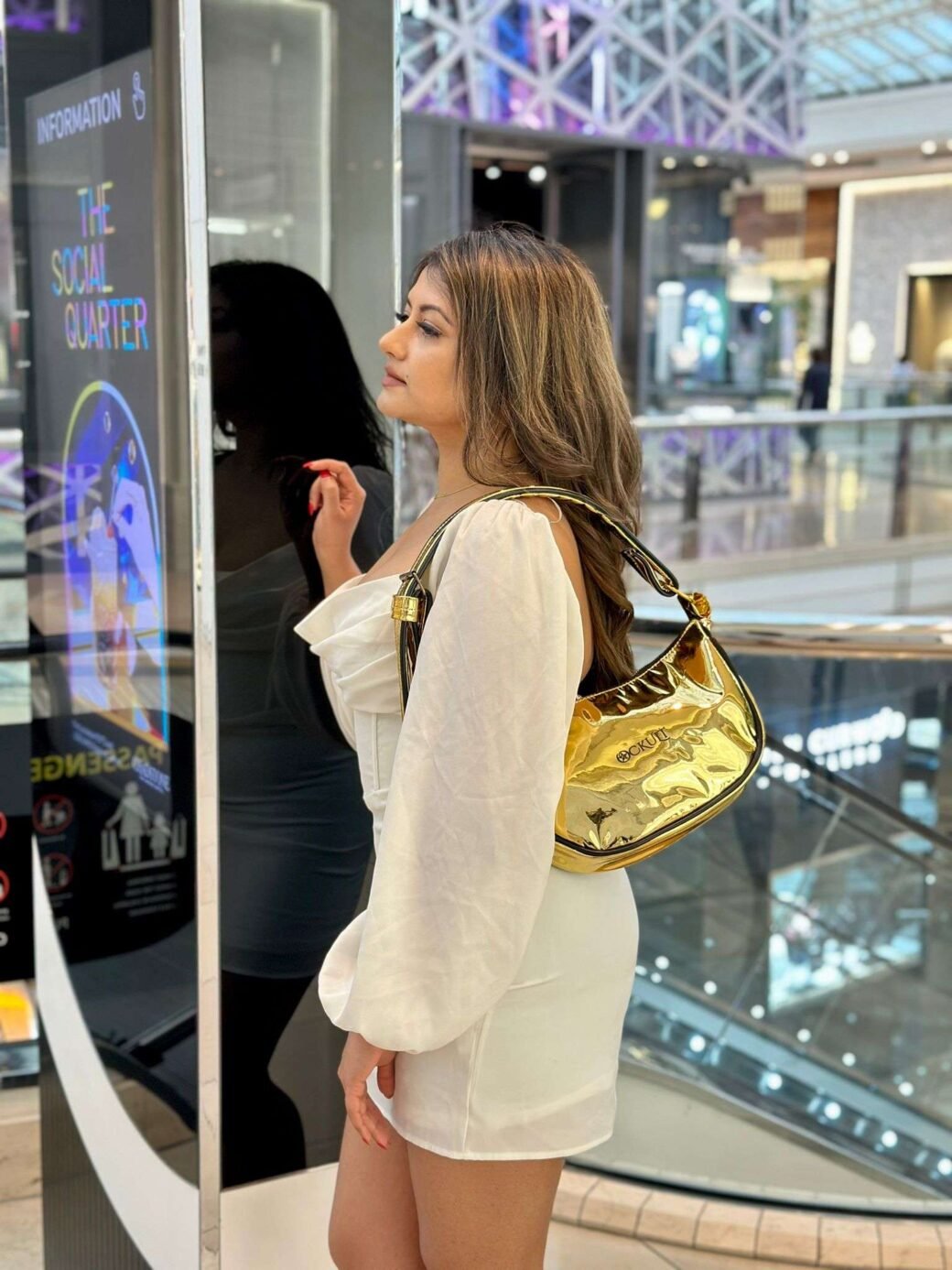 Gold Black Wire Small Shoulder  Bag - Image 3