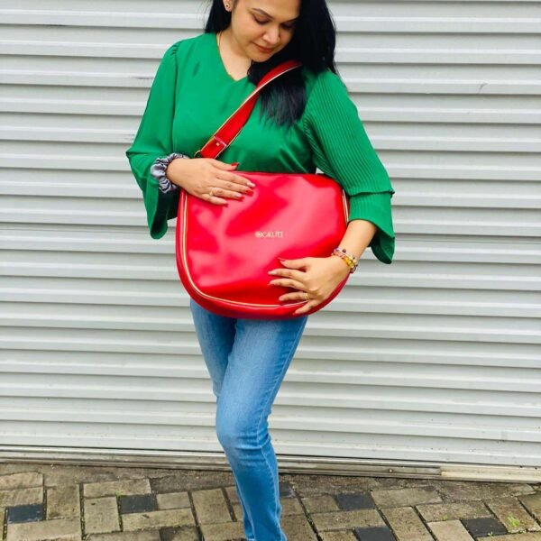 Red Gold Wire Large Shoulder  Bag