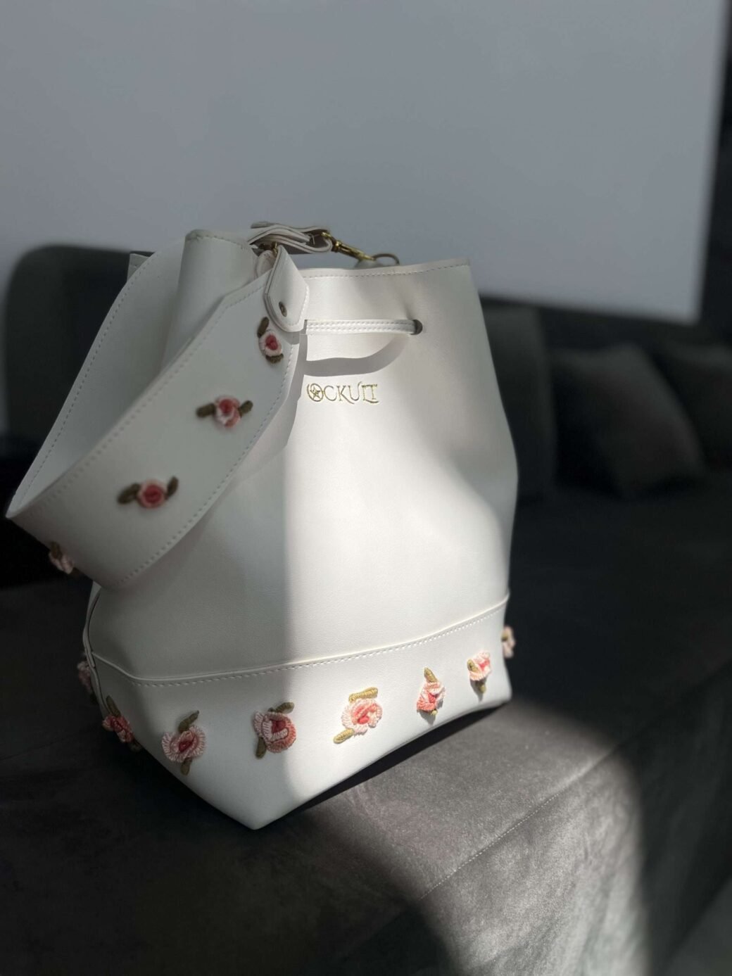 White Floral Embroidered Bucket Bag - Image 2