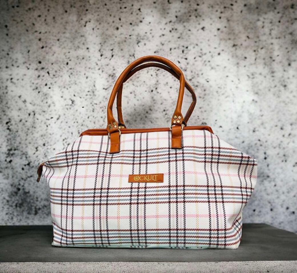 Arya checked Bag