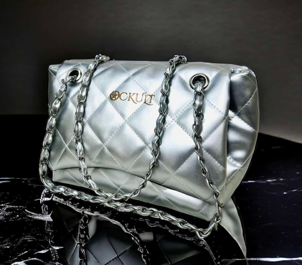 Silver Quilted Small  Bag - Image 3