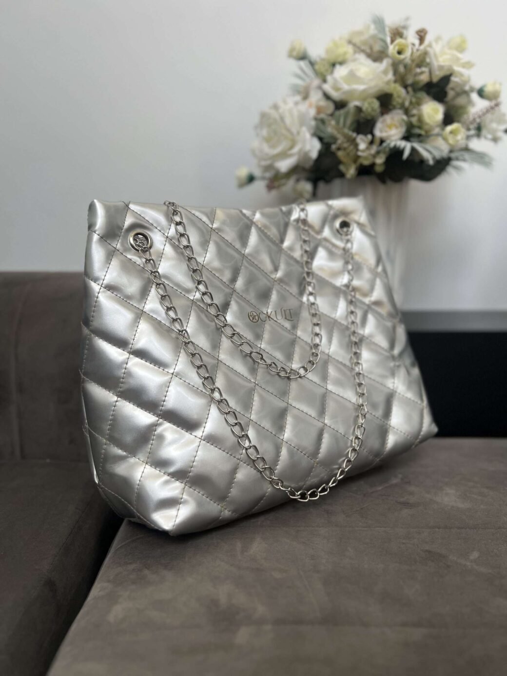 Quilted Candy Silver Hand Bag - Image 4