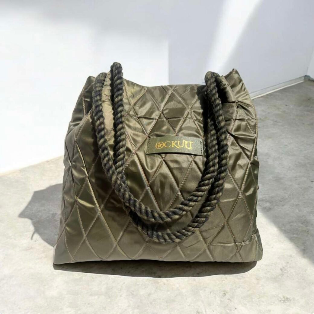 Green Quilted Tote Bag - Image 3