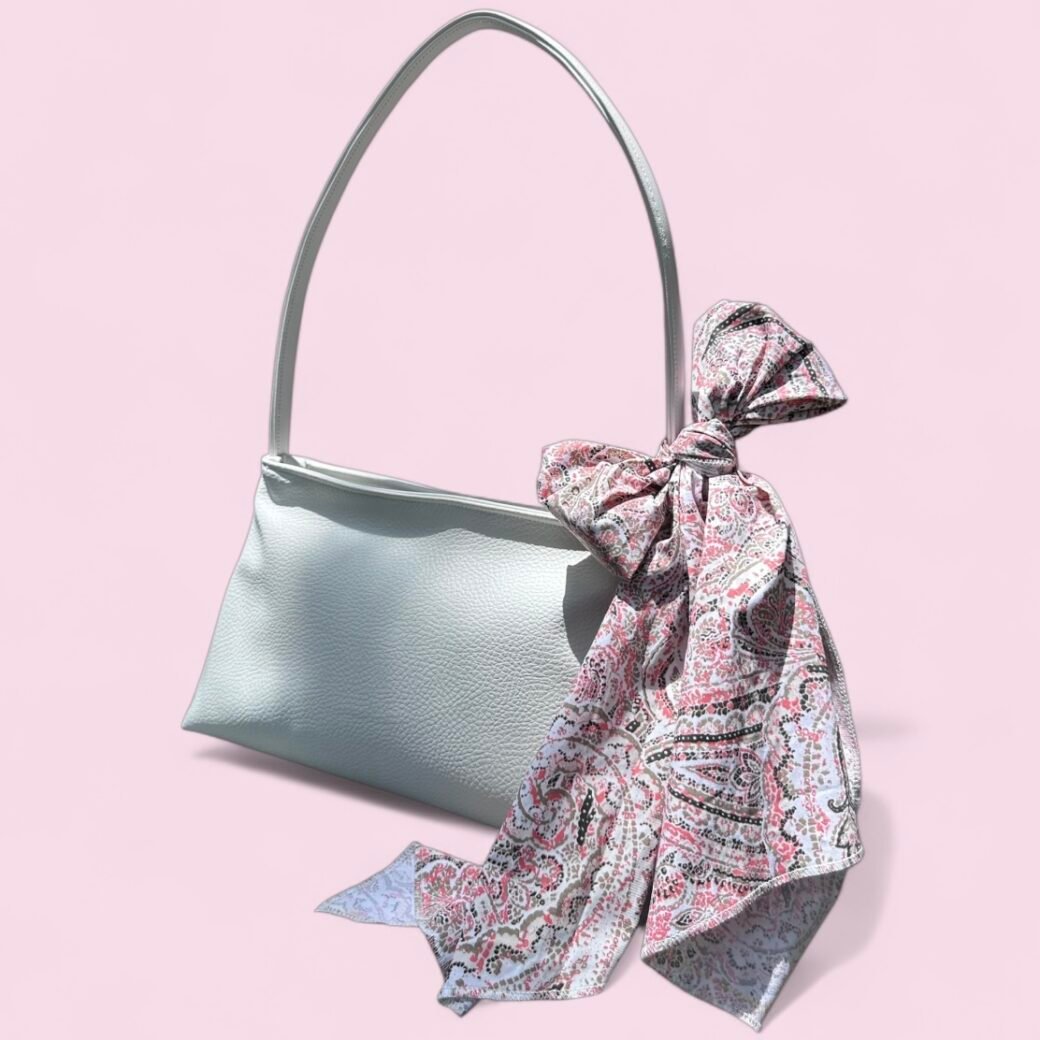 C Parsley Bow White Bag