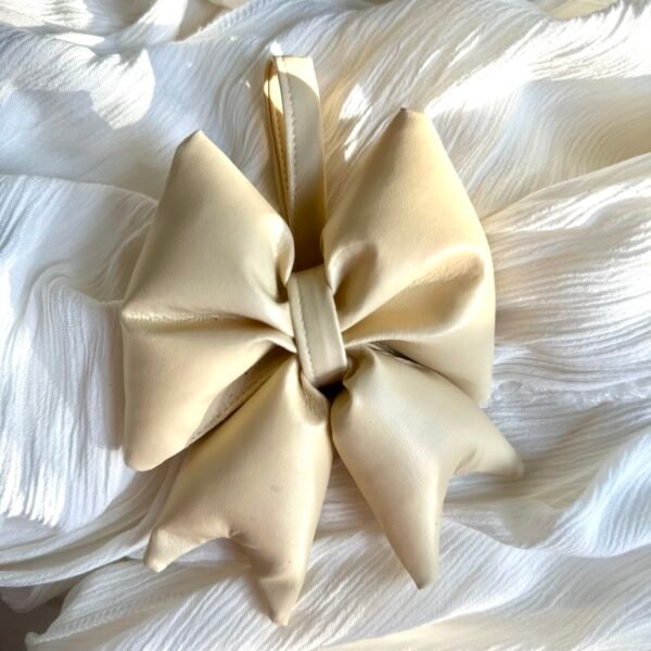 Beige Bow Charm